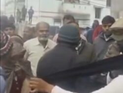 स्मार्ट मीटर लगाने को लेकर हंगामा, सड़क जाम के बाद पुलिस ने कराया मामला शांत