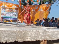 सारे जहां से अच्छा हिंदोस्तां हमारा, जनपद के गांव अहवरनपुर के पीएमवी विद्यालय में गणतंत्र दिवस के मौके पर छोटे बच्चों ने देश भक्ति के गानों पर दी शानदार प्रस्तुति