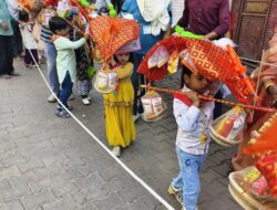 महाशिवरात्रि पर 21 नन्हे शिवभक्तों की भव्य कांवड़ यात्रा, 25 फुट लंबी कांवड़ बनी आकर्षण का केंद्र