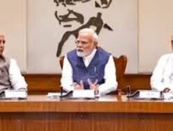 पश्चिम एशिया संकट के बीच केंद्र सरकार अलर्ट, PM मोदी शाम को करेंगे हाई-लेवल मीटिंग