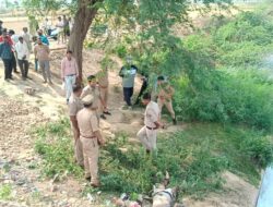 हाथरस/ गन्दे नाले में पड़ा मिला पत्रकार का शव, राहगीरों की लगी भीड़, मौके पहुंची पुलिस