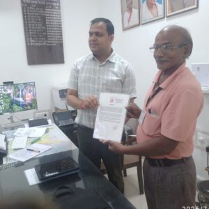 निःशुल्क जल वितरण के लिए सासनी दिव्यांग सशक्तिकरण संस्था सम्मानित