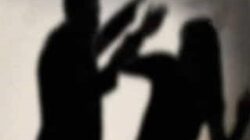 Aligarh महिला से छेड़छाड़ और मारपीट का आरोप, कार्रवाई की मांग लेकर SSP के पास पहुंची पीड़िता