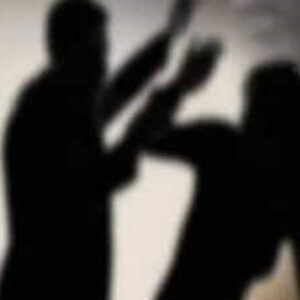 Aligarh महिला से छेड़छाड़ और मारपीट का आरोप, कार्रवाई की मांग लेकर SSP के पास पहुंची पीड़िता