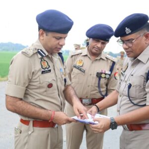 डीआईओएस संत प्रकाश के सेवानिवृत्ति पर भव्य विदाई समारोह