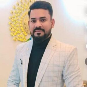 Hathras; डॉ. राधाकृष्णन को नमन कर माता पिता को बताया असली शिक्षक : पंडित विशाल शर्मा