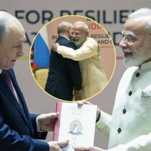 दिल्ली; मोदी-पुतिन की 40 मिनट की बातचीत, इसके बाद एक ही कार में प्रदर्शनी पहुंचे
