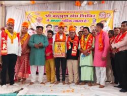 Hathras;115 वां राजकीय मेला श्री दाऊजी महाराज श्री ब्राम्हण संघ शिविर में सम्मान समारोह, भजन संध्या का शुभारंभ