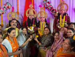 Hathras;जनकपुरी में धूमधाम से मनाया राम-सीता विवाहोत्सव, निभाईं विवाह की रस्में